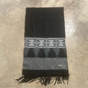 Fendi fringe scare unisex‎ rectangle
